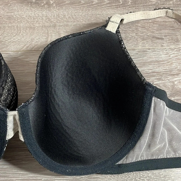 Victoria’s Secret Lined Perfect Coverage Bra Black Lace 38D - Picture 8 of 16